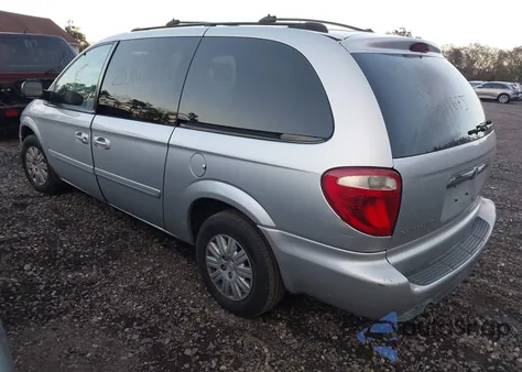 2005 Chrysler Town & Country Lx from USA, damaged, VIN 2C4GP44R15R130313